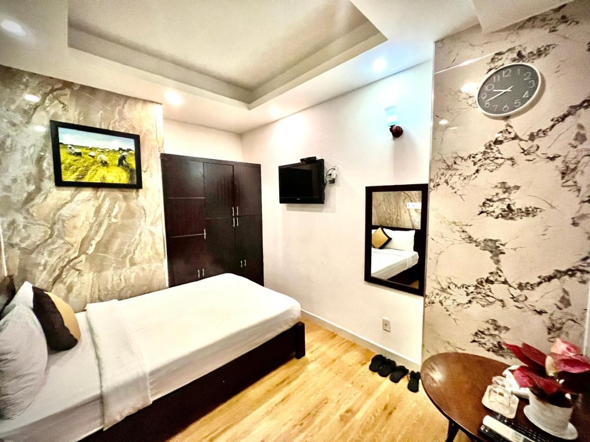 Dda Hotel District 1- Bui Vien-De Tham Walking Street Хошимин Екстериор снимка