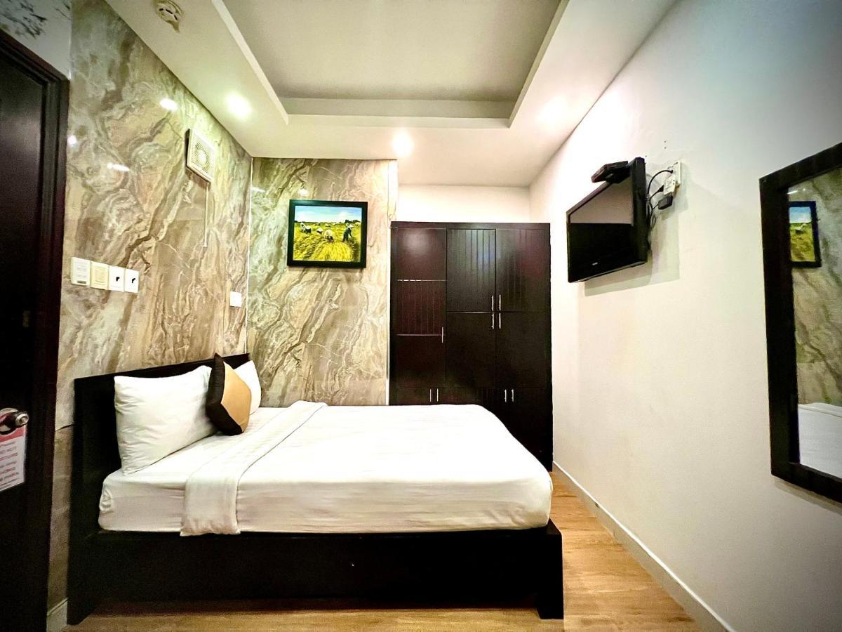 Dda Hotel District 1- Bui Vien-De Tham Walking Street Хошимин Екстериор снимка