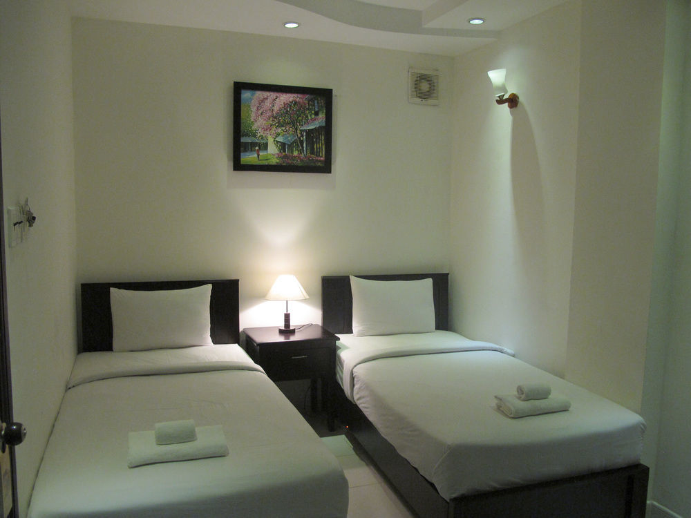 Dda Hotel District 1- Bui Vien-De Tham Walking Street Хошимин Екстериор снимка